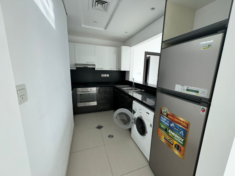 Ready to move | Spacious | Marina View-6