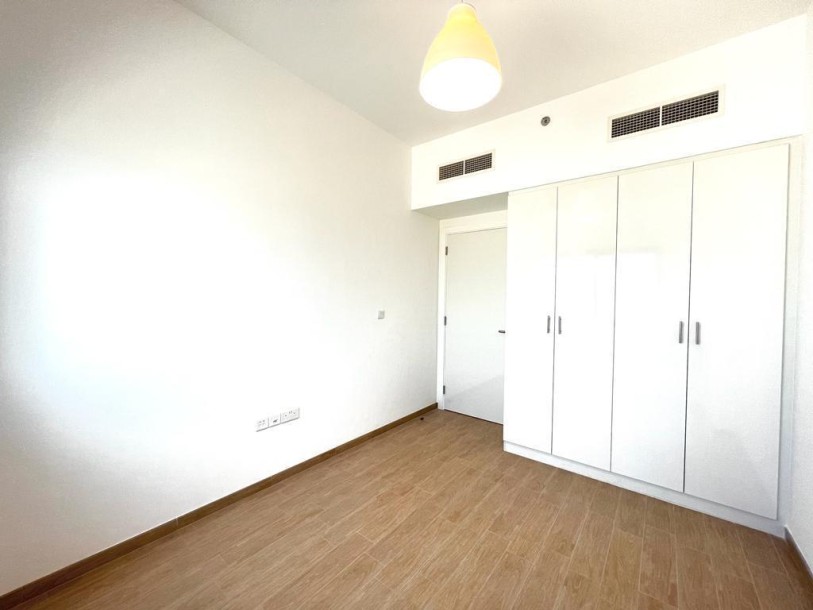 3 BRFOR RENT IN THE NOOK 1-8